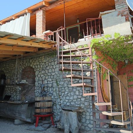 Chateau Dio 암브롤라우리 외부 사진